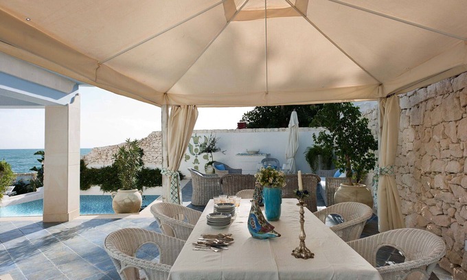 Eastern Sicily Villa | Estupenda casa de vacaciones privada para 14 personas con WIFI, piscina privada, A/C y terraza