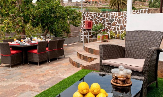 Ingenio Villa | Estupenda casa de vacaciones privada para 12 personas con piscina privada, WIFI, A/C, TV y patio