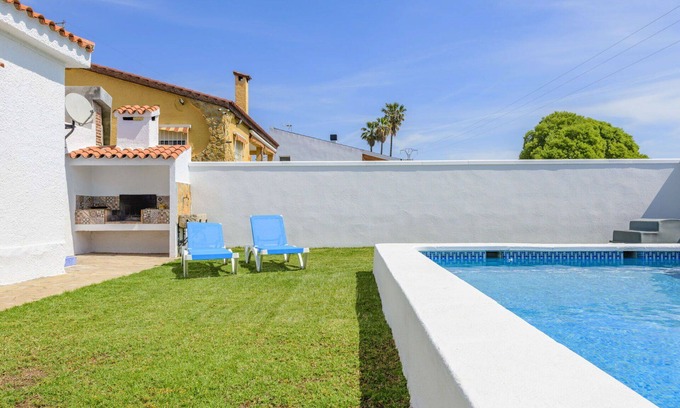 Vinaros Villa | Estupenda casa de vacaciones privada con piscina privada, WIFI, TV, terraza y mascotas permitida