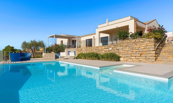 Buseto Palizzolo Villa | Estupenda casa de vacaciones privada con WIFI, piscina privada, A/C, TV, terraza, vista panorámica