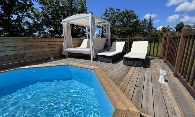 Cruis Casa | Maravillosa casa de vacaciones privada con piscina privada, WIFI, TV, terraza y mascotas permitida