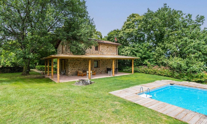 Pescia Casa | Maravillosa casa de vacaciones privada para 4 personas con WIFI, piscina privada, TV y patio
