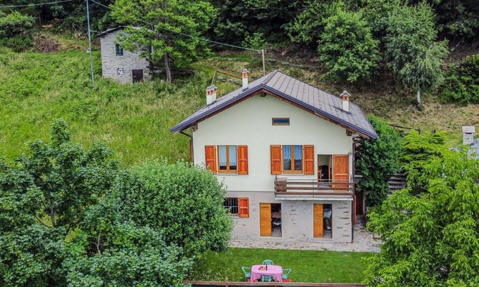 Civo Casa | Maravillosa casa de vacaciones privada para 6 personas con TV, terraza y mascotas permitida