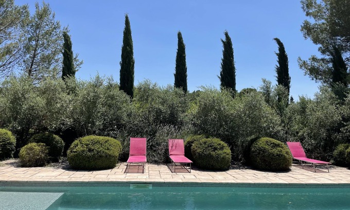 Gareoult Casa | 1hect quiet: propiedad familiar excepcional con piscina, viñedos, bosques y juegos