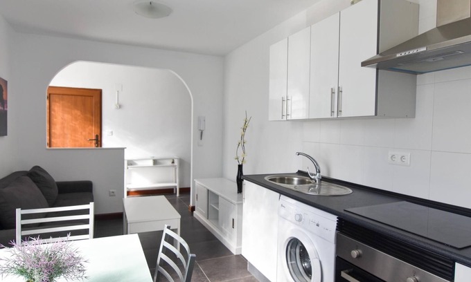 Liencres Apartamento | Beautiful refurbished small flat in Liencres
