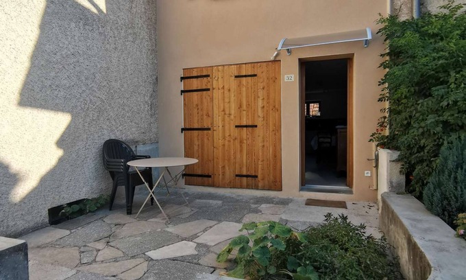 Chorges Apartamento | Beautiful renovated house of 80m2 in the center of Chorges