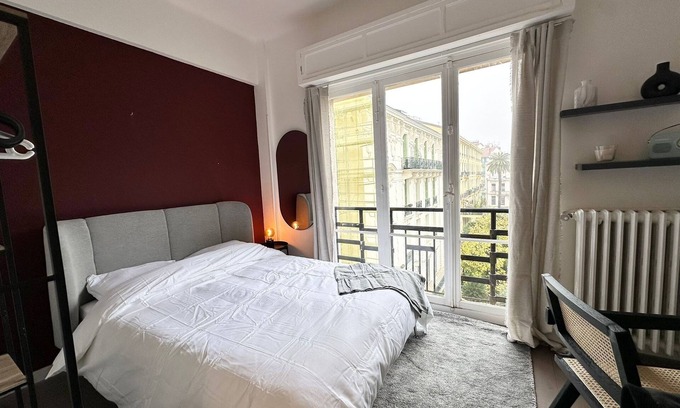 Thiers Apartamento | Beautiful renovated studio carré d'or