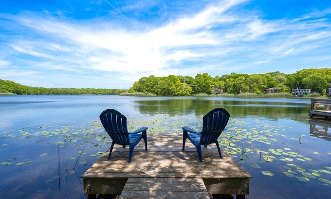 Southampton Casa | Beautiful renovated house with views located across the from Big Fresh Pond
