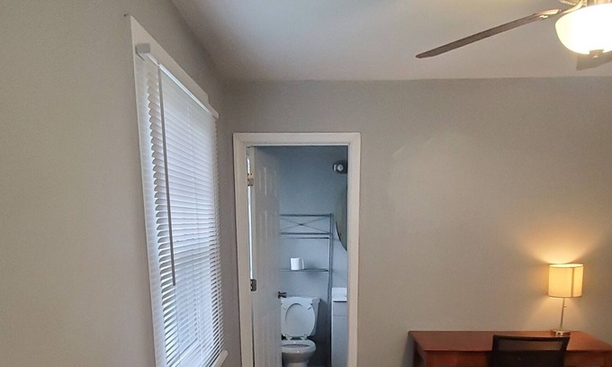 Champaign Casa | Beautiful Rental