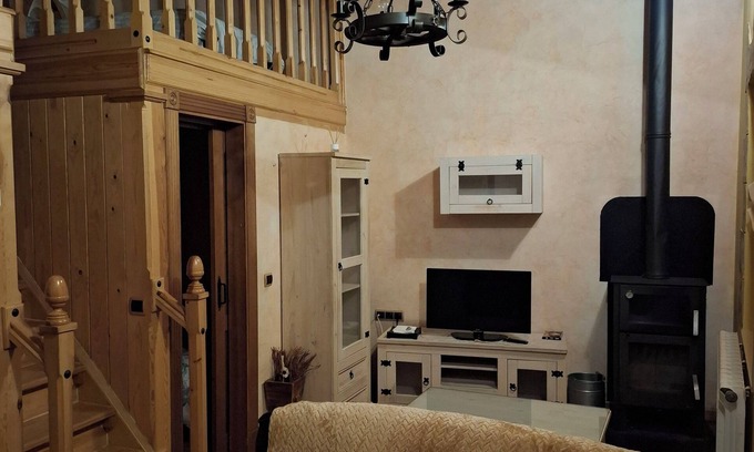 Cantalapiedra Casa | Beautiful romantic cottage intimate cozy perfect for couples