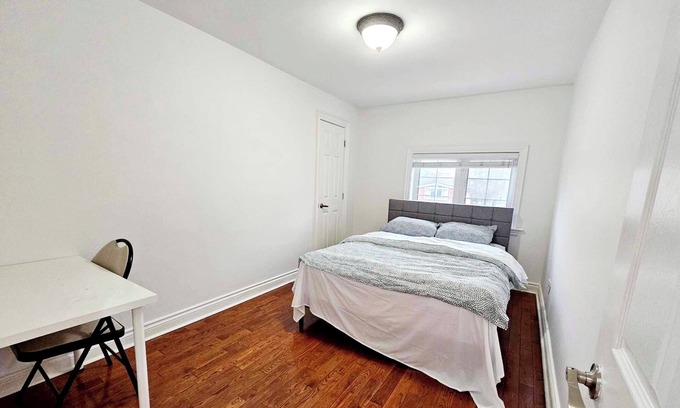 Willowdale Casa | Beautiful Room in central North York Centre next subway station and free parking