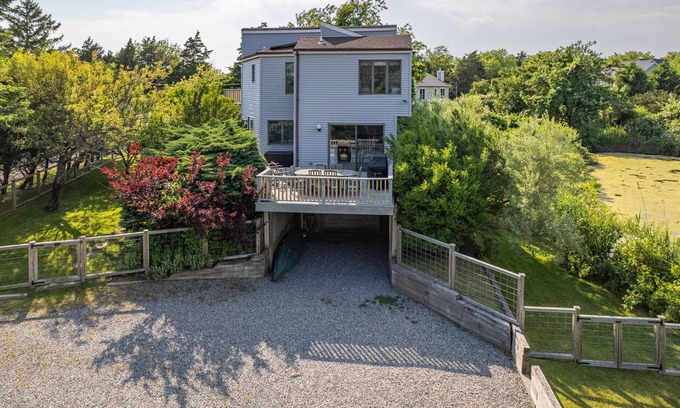 Southold Casa | Hermosa casa Southold con vista al agua - 3 dormitorios, 2. 5 baños, capacidad para 8