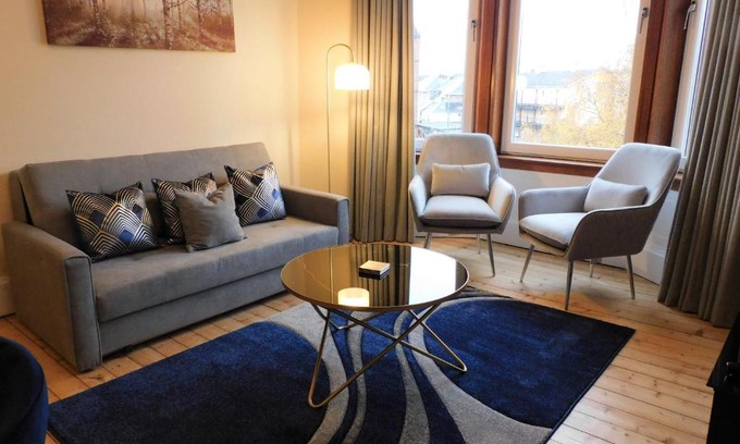 North West Apartamento | Beautiful & spacious 2 bed apt in Glasgow West End