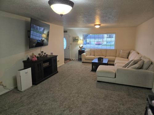 Emmett Casa | Beautiful spacious home in the heart of emmett