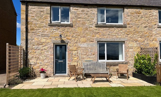 Berwick-upon-Tweed Cabaña | Beautiful stone cottage on the stunning Northumbrian coast.