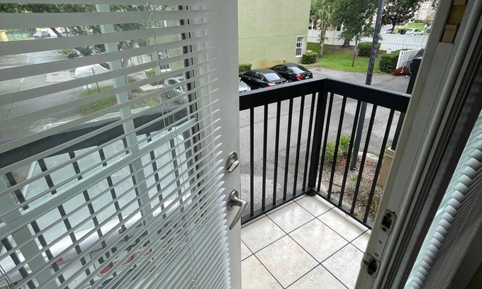 Orlando Casa | BEAUTIFUL TOWN HOUSE NEAR THE PARKS! AND DOWNTOWN!