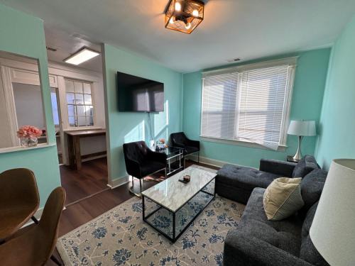 Anacostia Apartamento | Beautiful Updated 4BR Apartment in DC with Easy Parking