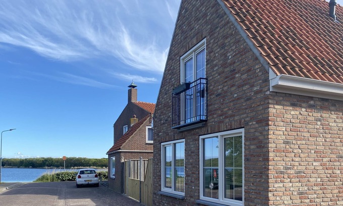 Westkapelle Casa | Beautiful vacation home in Westkapelle - Creek/center/beach within walking distance