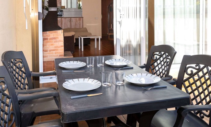 Segur de Calafell Casa | Beautiful villa for 5 guests with WIFI, TV, terrace and pets allowed