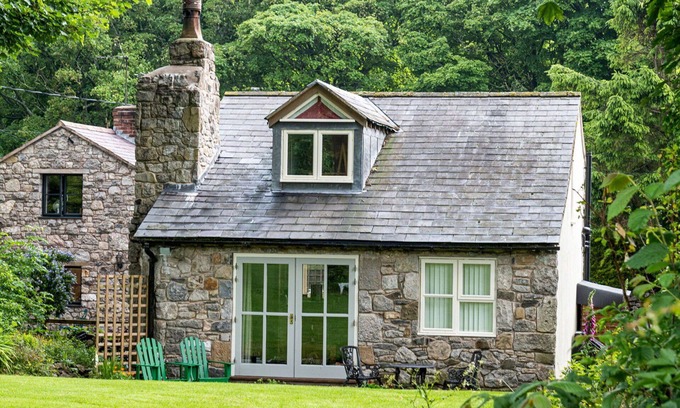 Pantymwyn Casa | Maravillosa casa de vacaciones para 2 personas con WIFI y TV