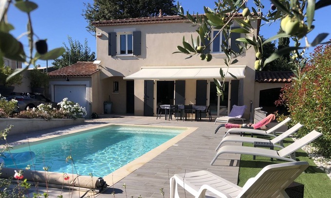 Blauzac Villa | precioso chalet de alquiler para sus vacaciones