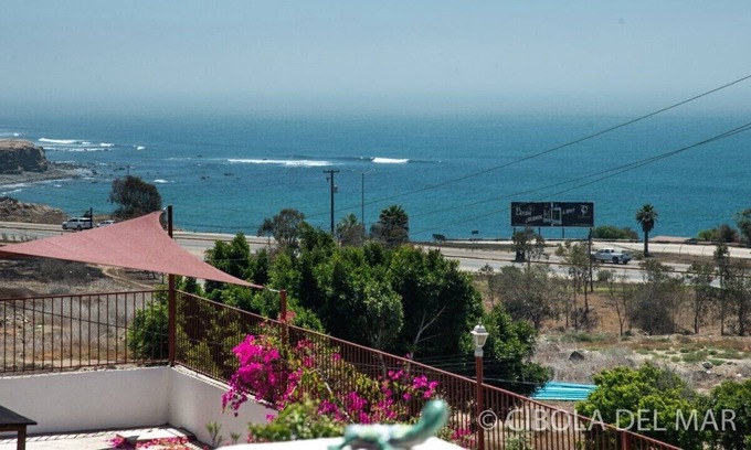 El Sauzal Villa | Beautiful Villa by the Ocean