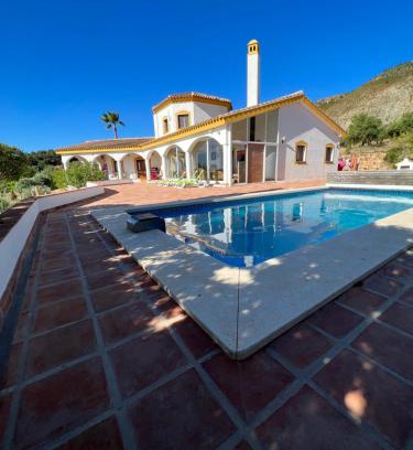 Casarabonela Villa | Beautiful villa with pool near Casarabonela