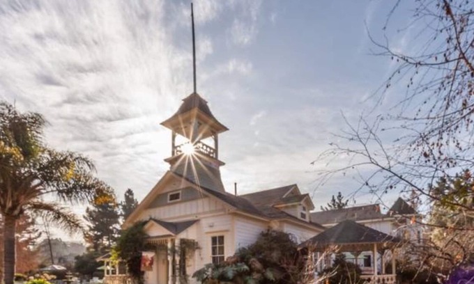 Callender Otro | Hermosa Escuela Vintage