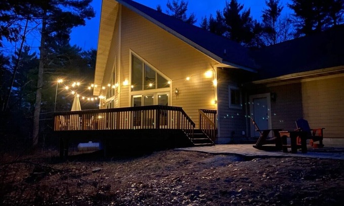 Arkdale Cabina | Hermosa casa frente al mar en el lago Petenwell, cerca de Wisc Dells y Sand Valley
