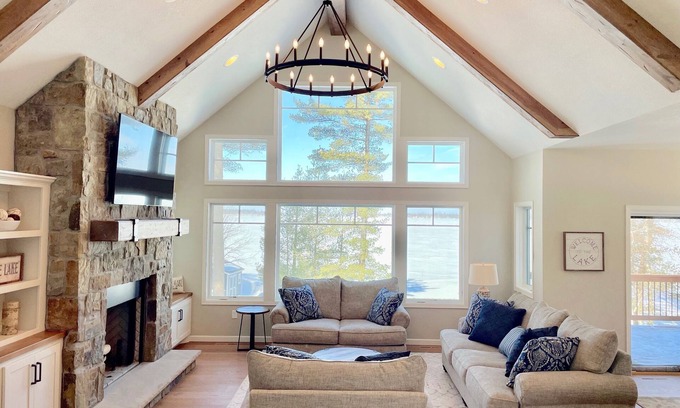 Brainerd Casa | Beautiful waterfront lake home on Round Lake - connected to Gull Lake Chain!