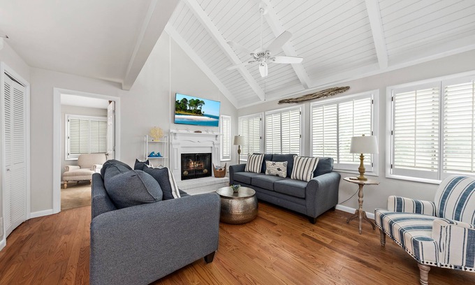 Sealoft Villas Casa | Hermoso Decorado, actualizado Sealoft! Vistas Lagoon! Paseo a la playa / Sealoft Pool!