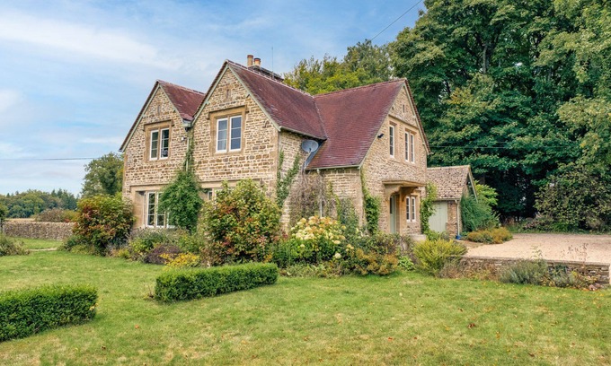 Rendcomb Cabaña | Beautifully presented dog friendly - Cotswold Cottage