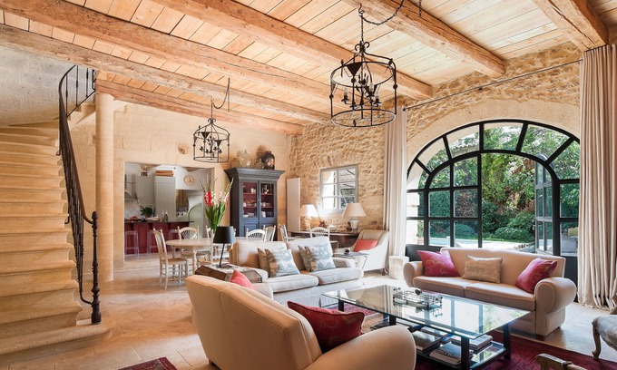 Vers-Pont-du-Gard Otro | Bellamente restaurada granja del siglo XVIII - Perfecto para grupos familiares
