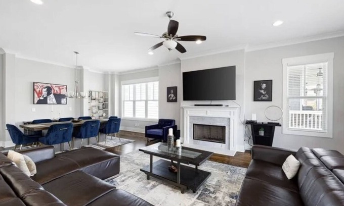 Westside Casa | Beautifully spacious 4 bed/ 4 bath house with game room in the heart of Atlanta!