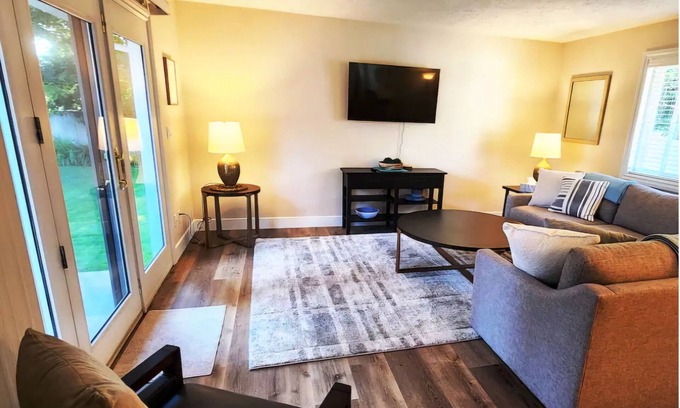 Idaho Falls Casa | Beautifully Updated Home on Oak Trail Drive in IF