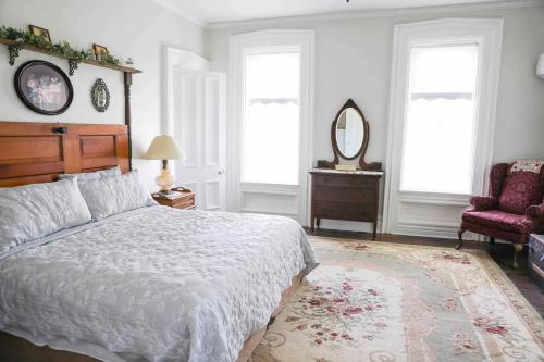 Edwardsburg Cama Y Desayuno | Bed & Breakfast private room near Amish Country