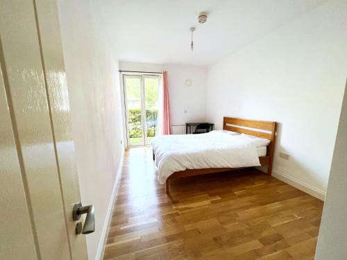New Cross Casa | Bedroom 2, Queens Road