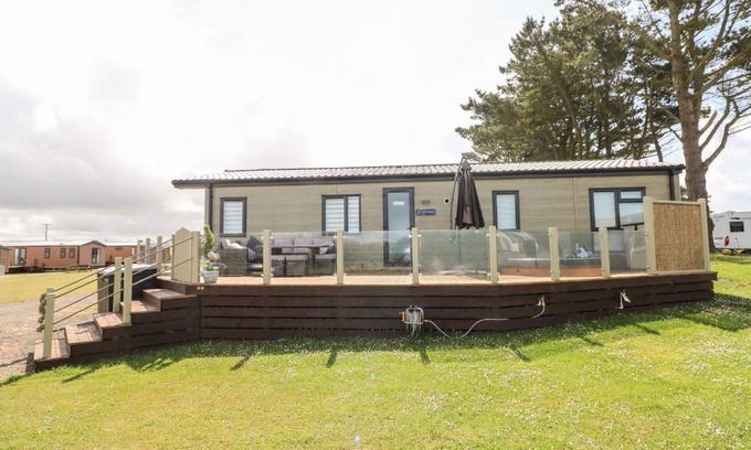 Hasguard Cross Casa | Beechwood Lodge