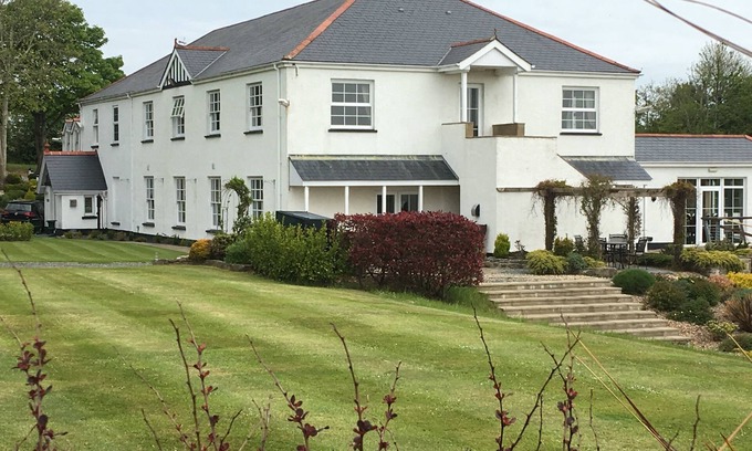 Milford Haven Hotel | Beggars Reach Hotel