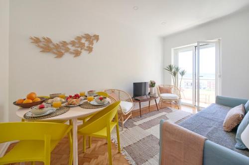 Belem Apartamento | Belém River View w Amazing Balcony, by TimeCooler