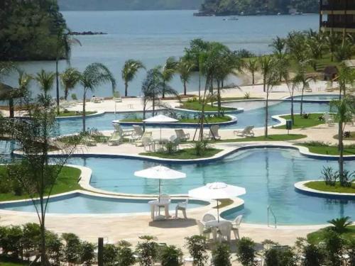 Pontal Apartamento | Belíssimo Duplex no Resort Costabella em Angra dos Reis