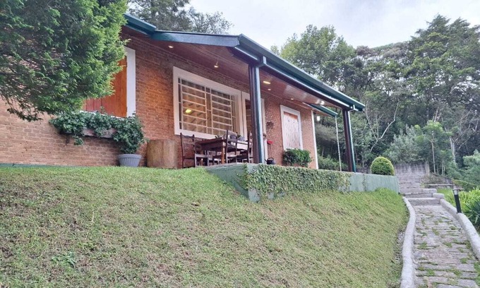 Vila Matilde Cabaña | Bela Casa Paraíso na Montanha Condomínio Seguro Privativo Lindas Paisagens