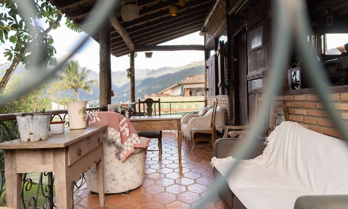 Tesouro da Colina Casa | Bela Ilha Guest House