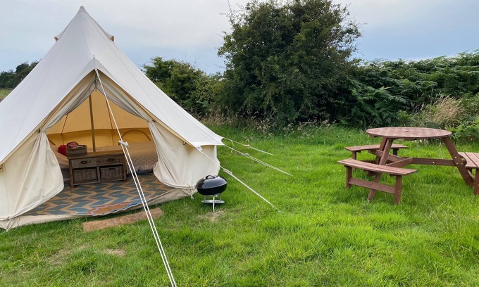 Llanfaethlu Cabina | Bell Tent , Carreglwyd Estate, Anglesey