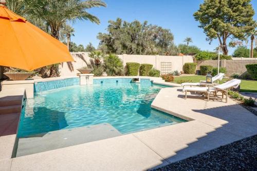 Camelback East Casa | Bella Sonora Home - Chic Camelback Corridor Villa Pool
