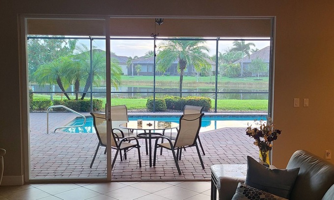 Estero Casa | Bella Terra 4 Bdrm Estate Pool Home with Lake View