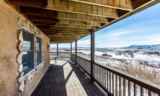 Silver Summit Casa | Bella Vista Estate Sleeps 21