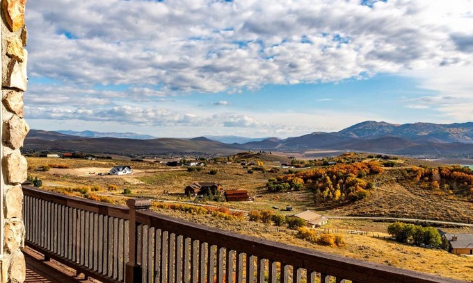 Silver Summit Casa | Bella Vista Estate Sleeps 21