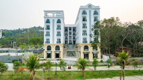 Phuc Yen Hotel | Belliss Hotel And Spa Dai Lai