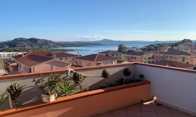 La Maddalena Apartamento | Bellissima terrazza VISTA MARE